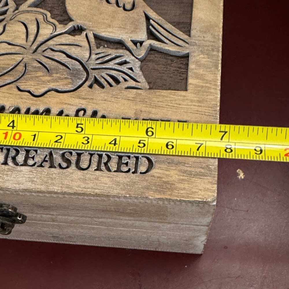 Wooden Memory Keepsake Box with Hummingbird Design - Picture 11 of 12
